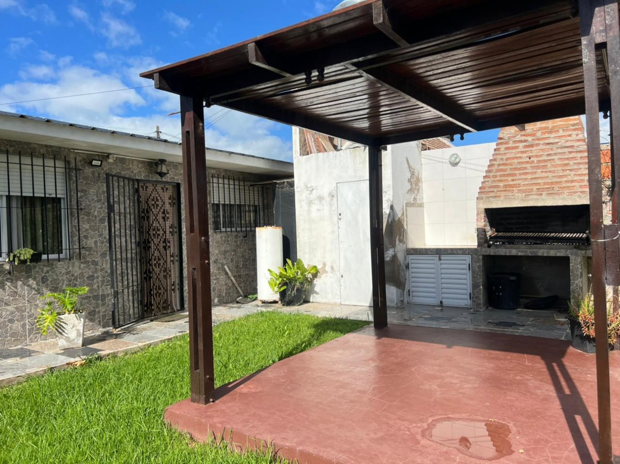 Chalet mas departamento en faro norte
