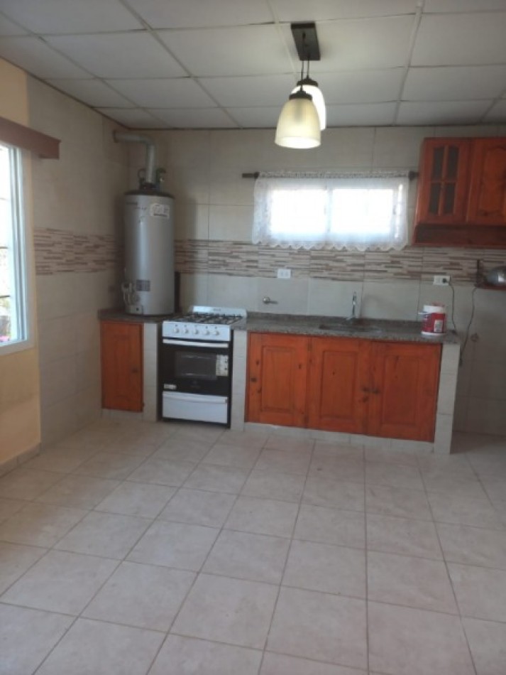 Chalet mas departamento en faro norte