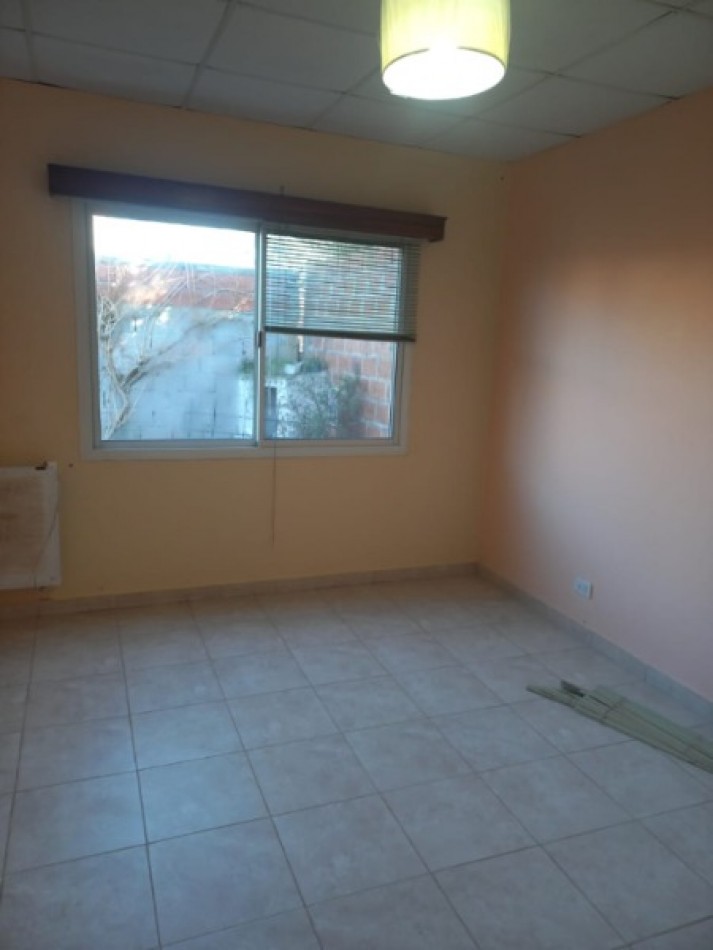 Chalet mas departamento en faro norte