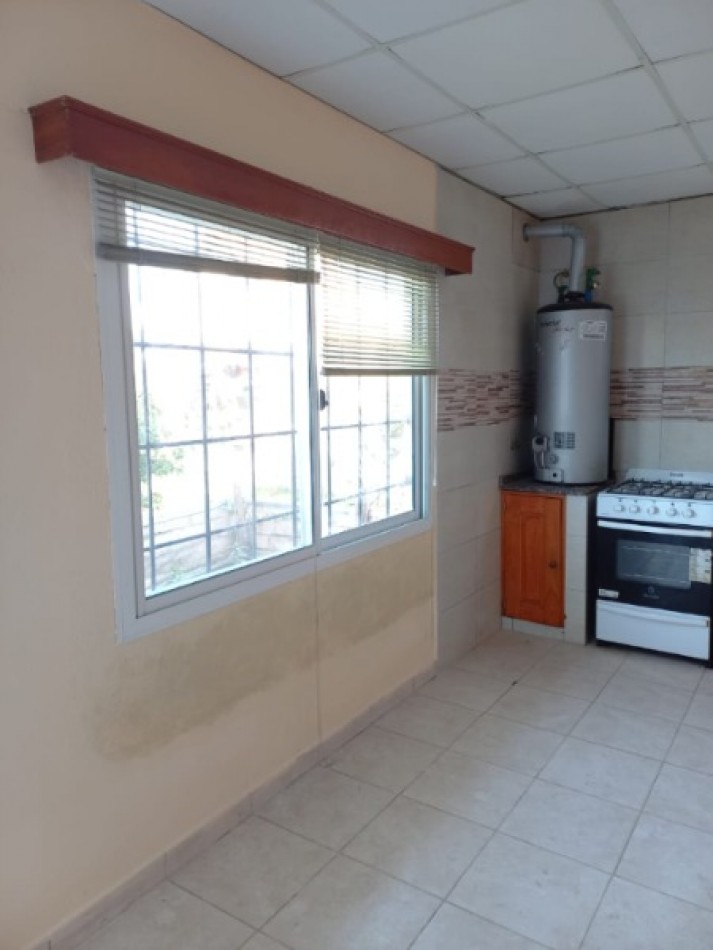 Chalet mas departamento en faro norte