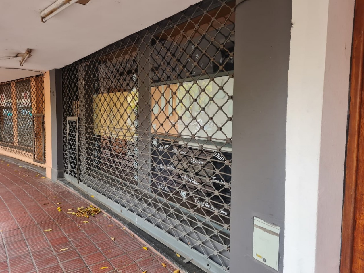 LOCAL COMERCIAL
