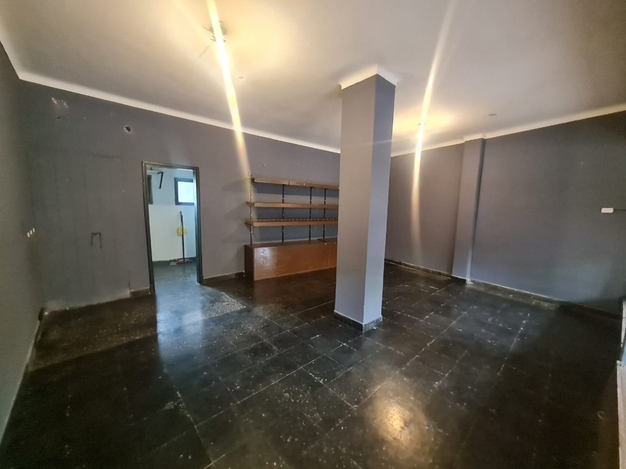 LOCAL COMERCIAL