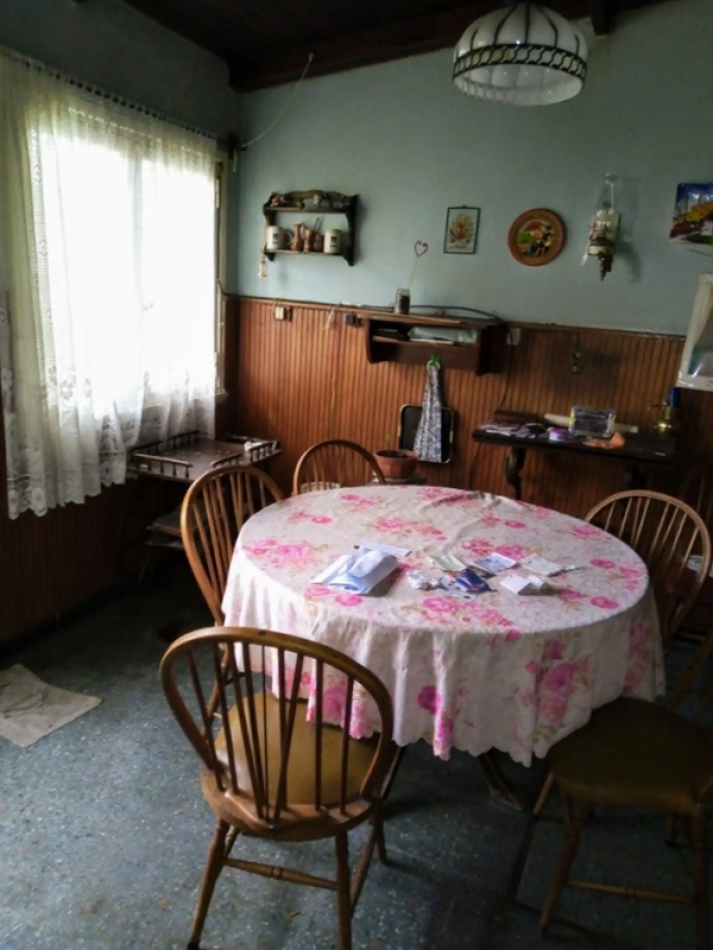 Oportunidad  - Chalet en San Carlos de ambientes 