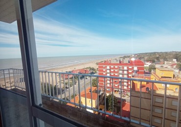 Departamento de 2 ambientes frente al mar